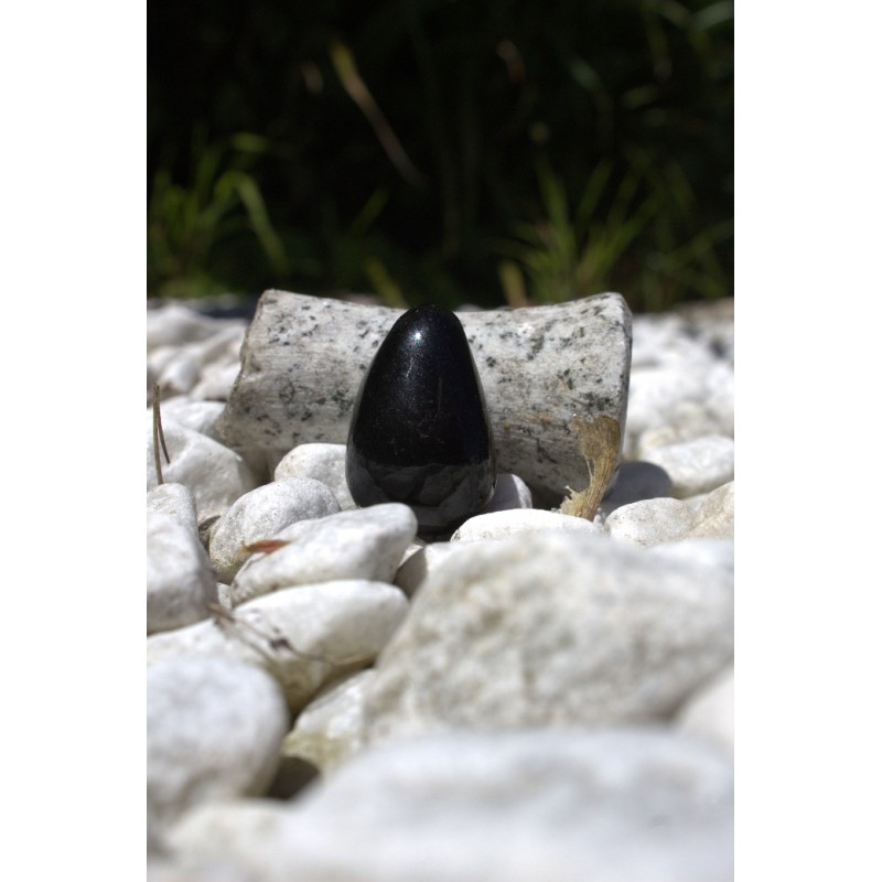 Pendentif onyx noir pierre percé