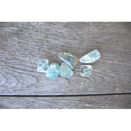 pierre roulée aigue marine