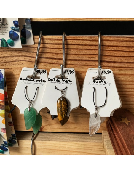 Pendentif aile d’ange en pierres naturelles