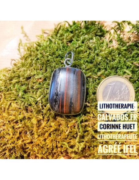 pendentif oeil de fer