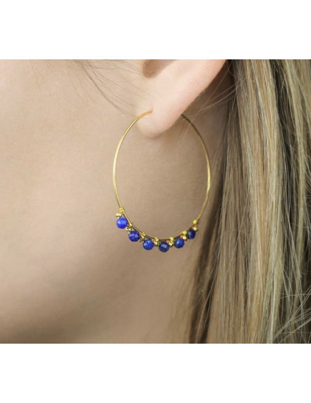 Créoles dorées et pierres naturelles