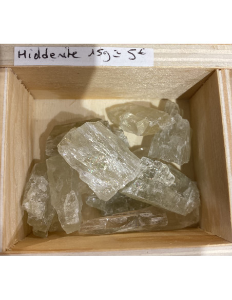 Hiddenite pierre brute