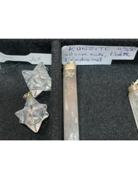 Pendentif Kunzite blanche