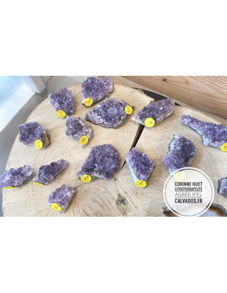 Amas d’améthyste et macles